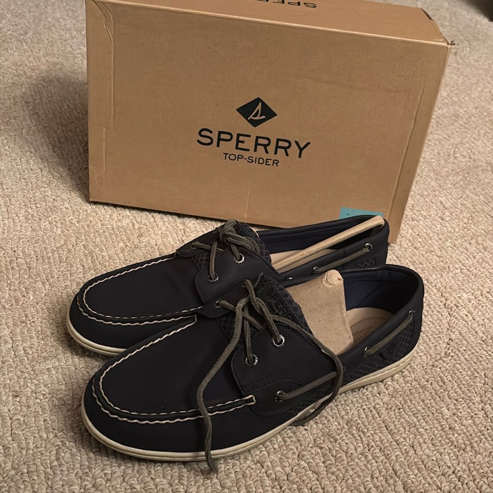 Sperry Koifish Etched Navy size 11